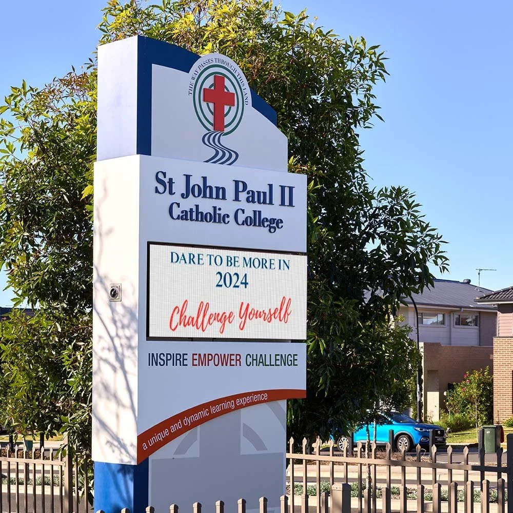 st-john-paul-II-catholic-college-sydney-led-advertising-sign.webp