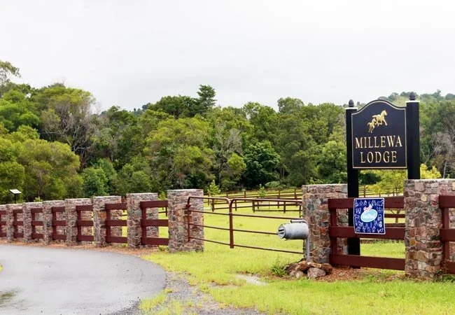 millewa-lodge-property-sign-4.webp