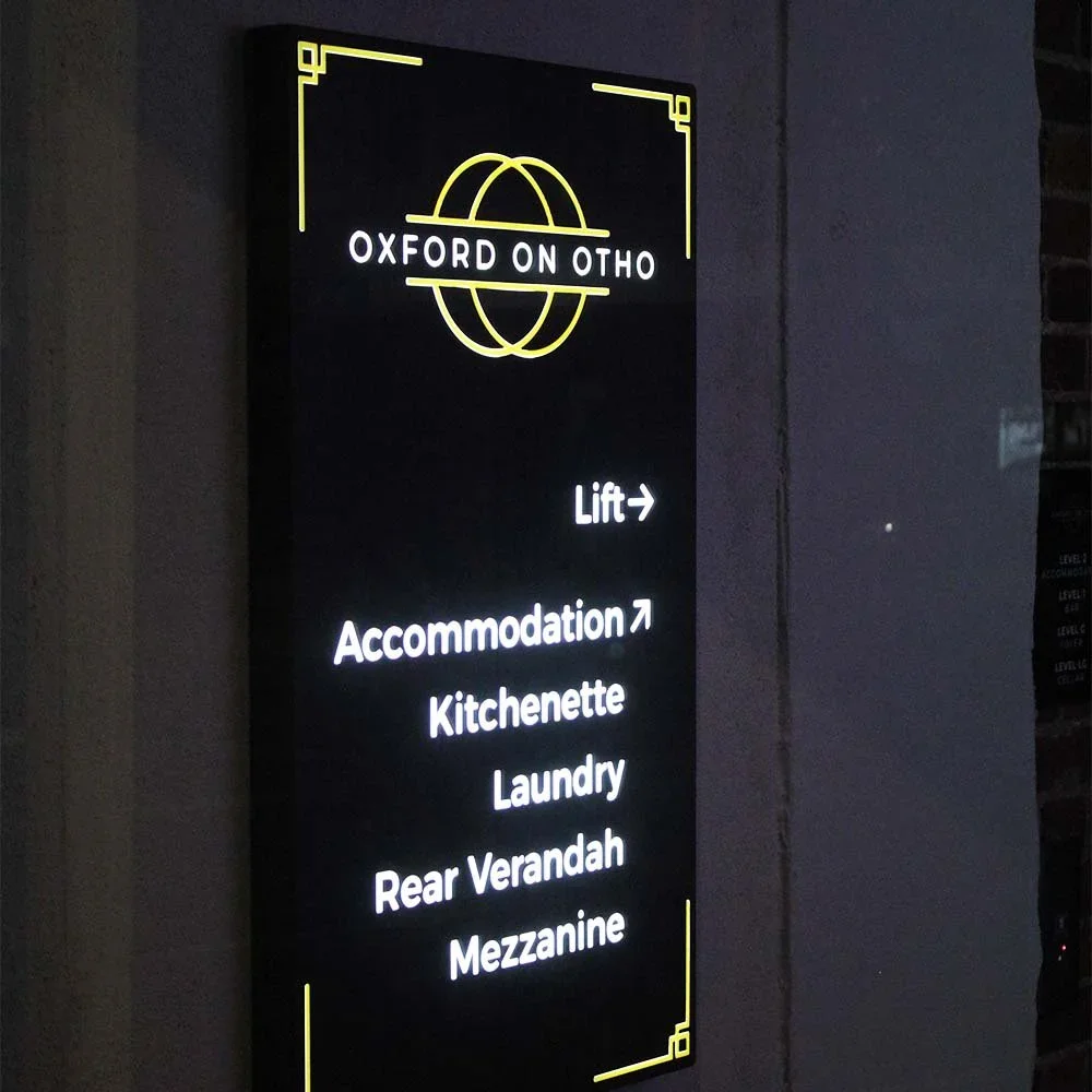 oxford-on-otho-illuminated-directional-sign.webp