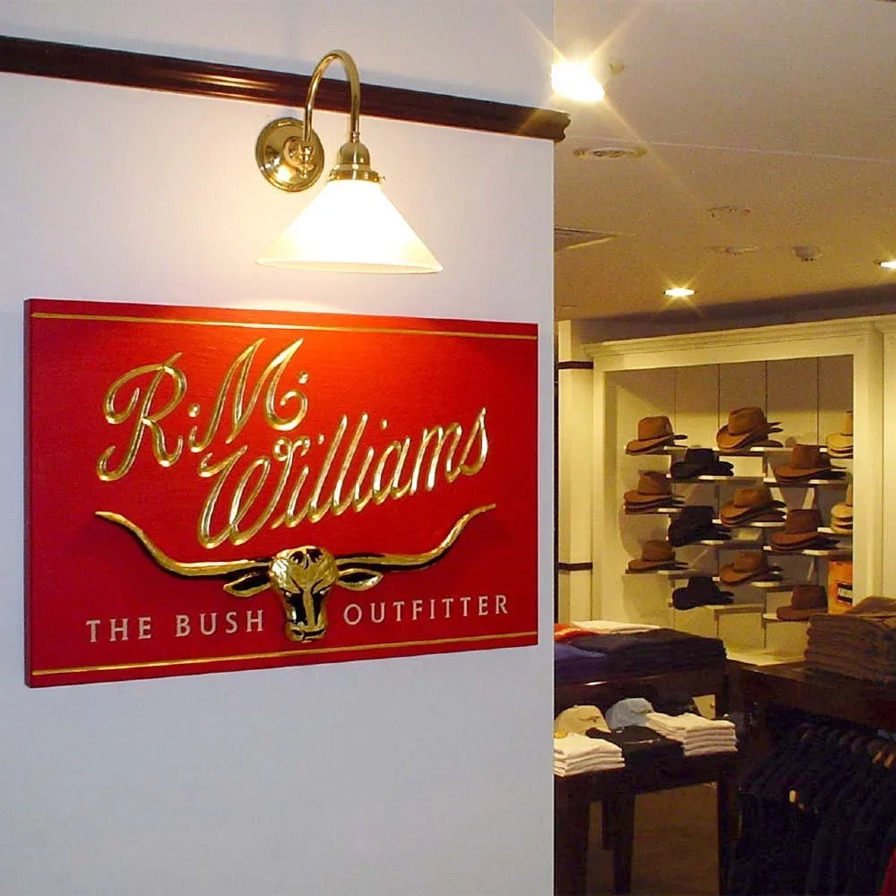 rm-williams-retail-clothing-store-signage.webp