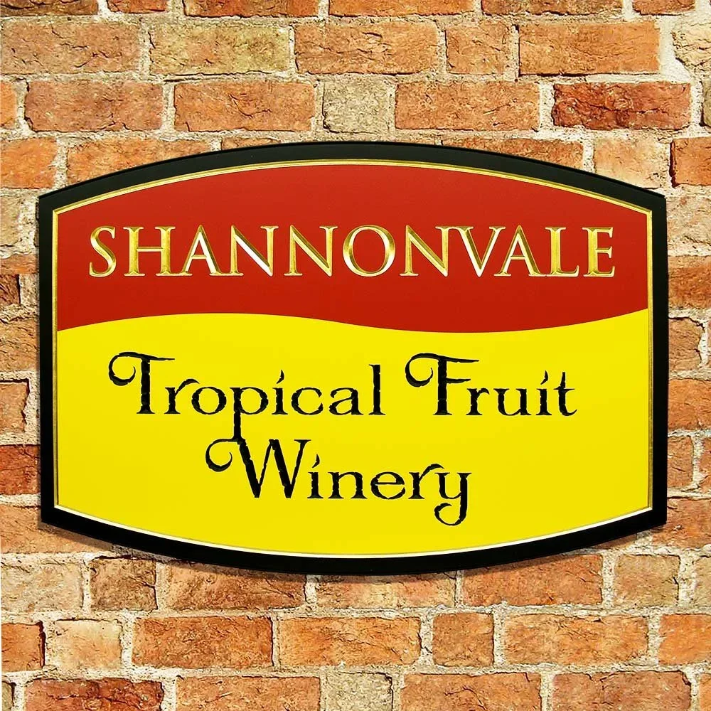 shannonvale-tropical-fruit-winery-wall-sign.webp