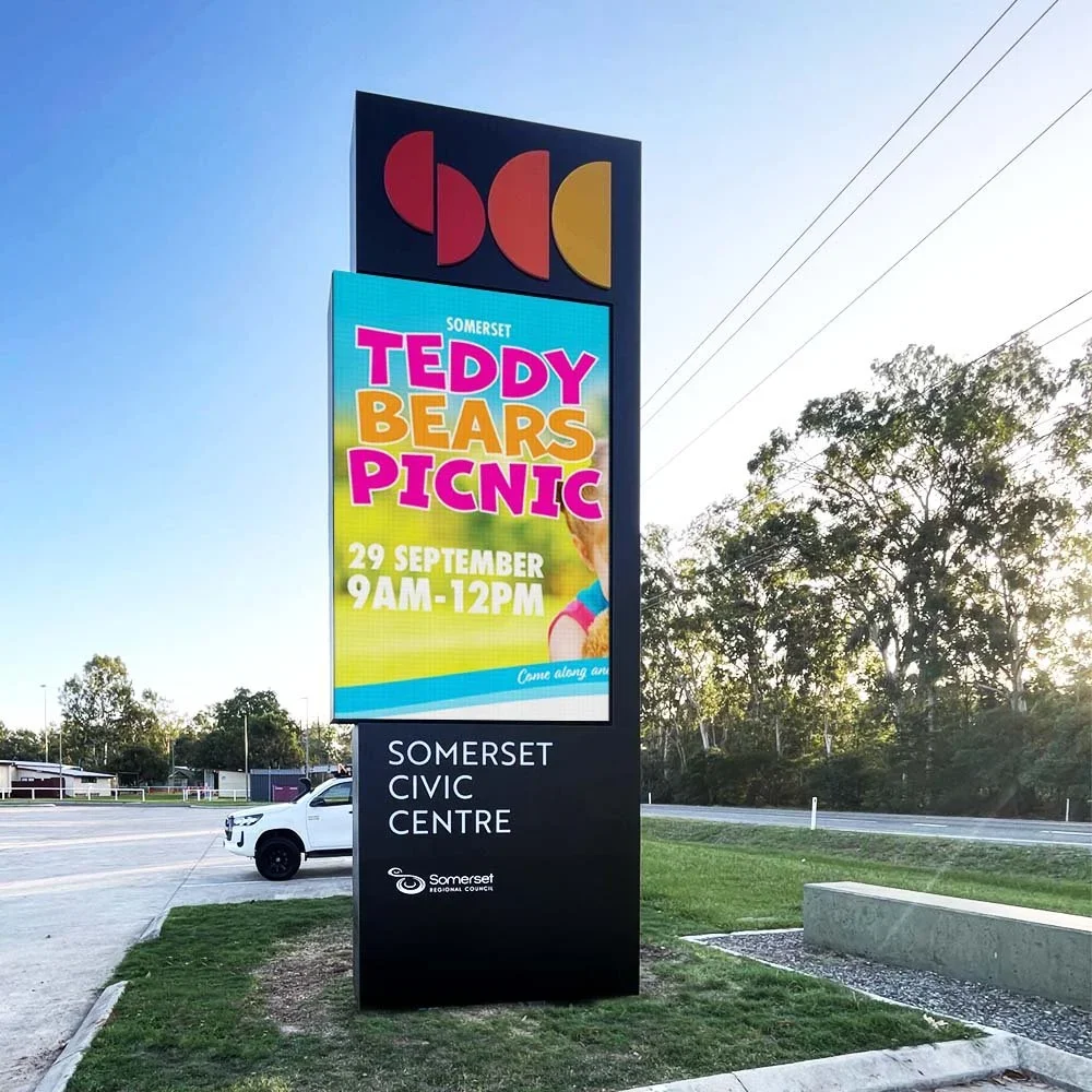 somerset-regional-council-arts-centre-led-billboard-sign.webp
