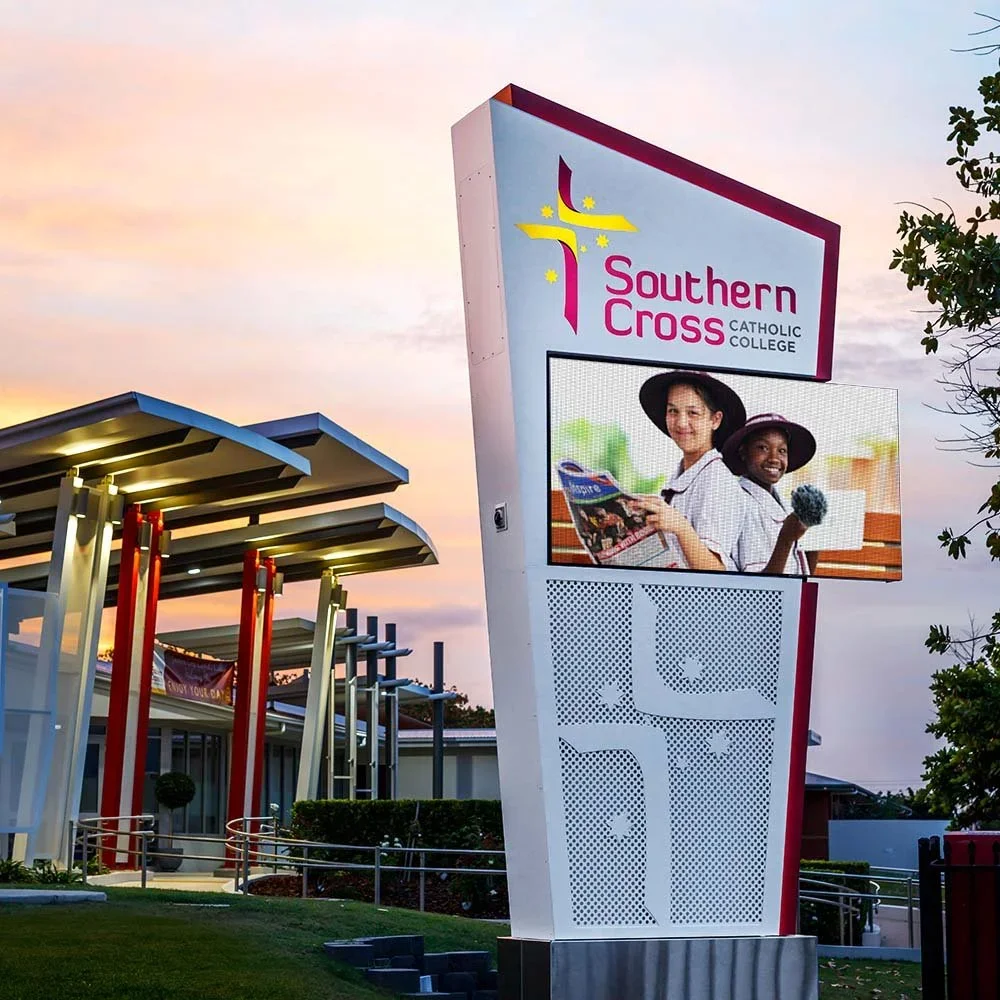 southern-cross-catholic-college-annandale-digital-message-board-pylon-sign.webp