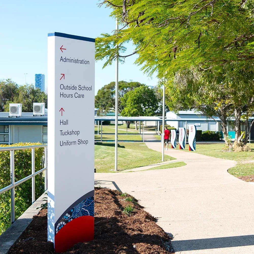 southport-state-school-directional-pylon-signage.webp