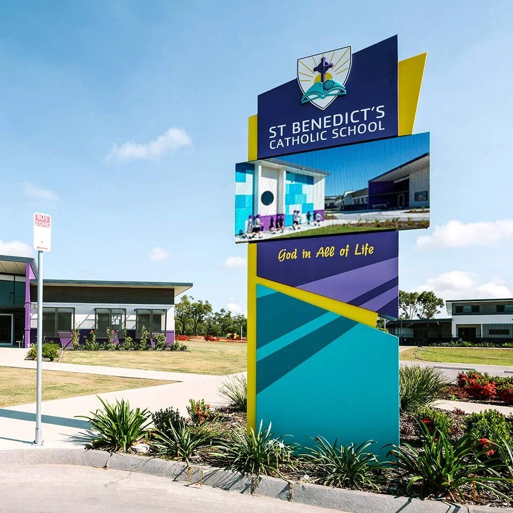 st-benedicts-catholic-primary-school-shaw-entrance-electronic-notice-board-sign.webp