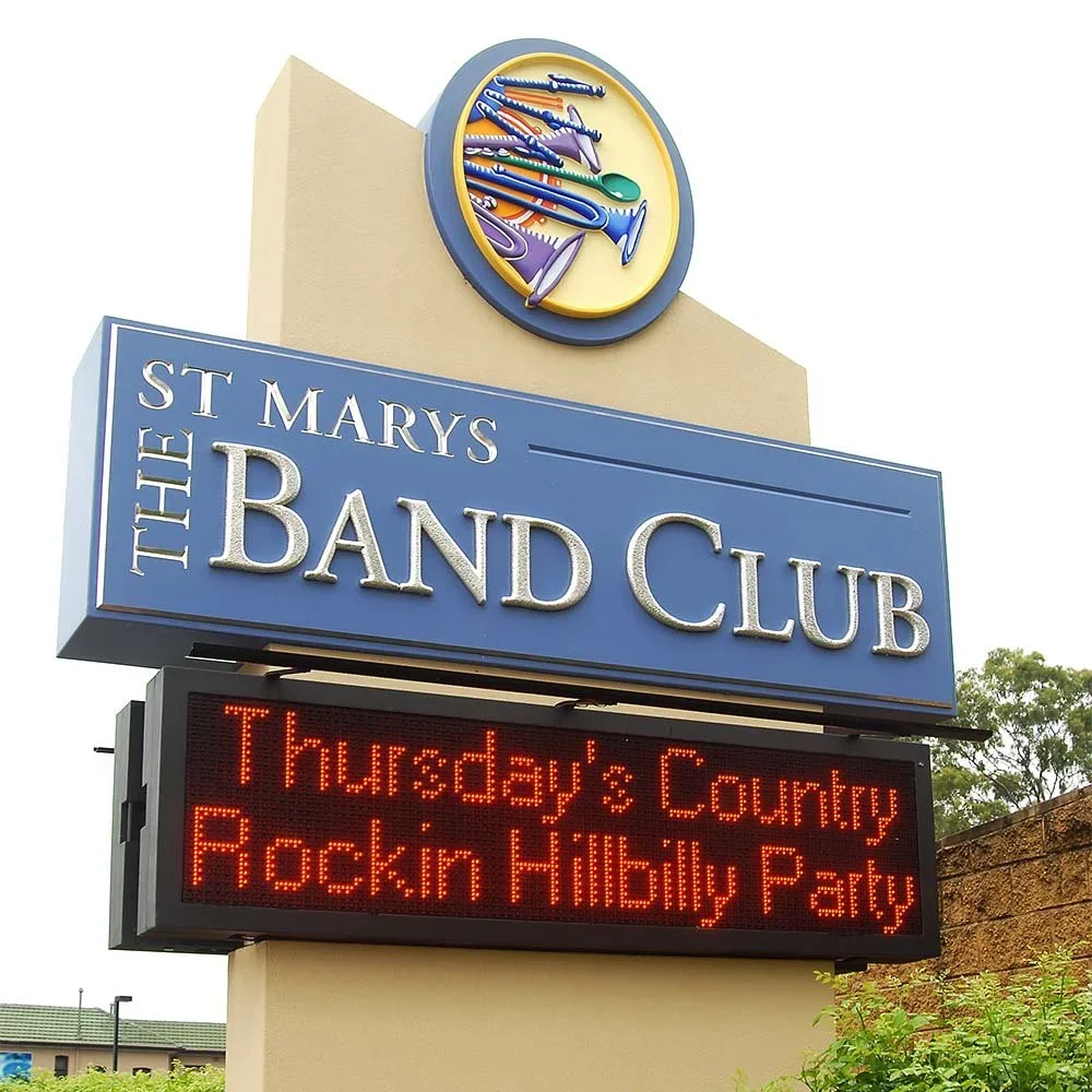 st-marys-band-club-monument-sign-led-display.webp