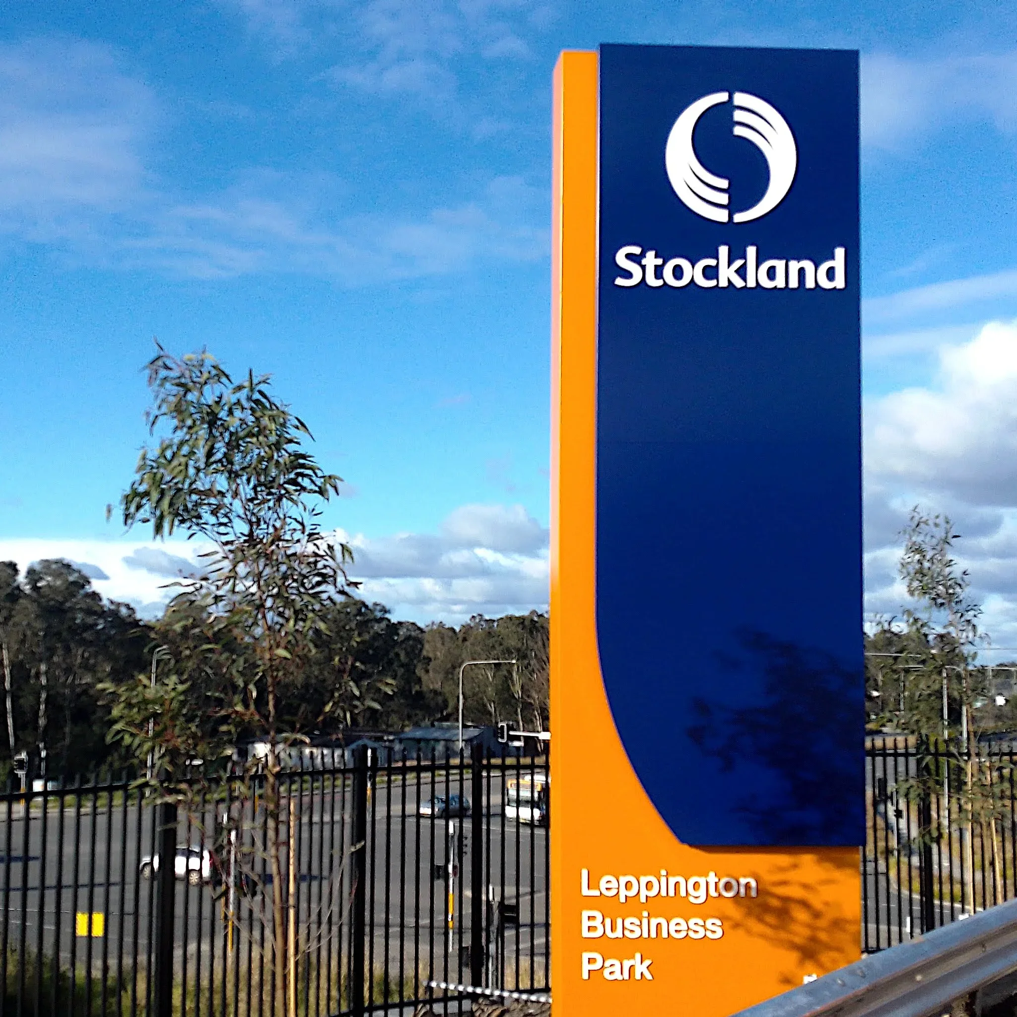 stockland-leppington-business-park-major-identification-sign.webp
