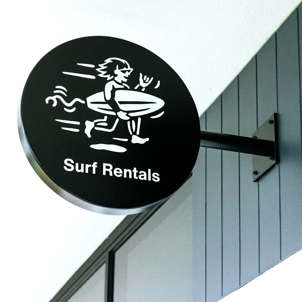 urbnsurf-sydney-surf-rentals-fabricated-round-blade-sign.webp