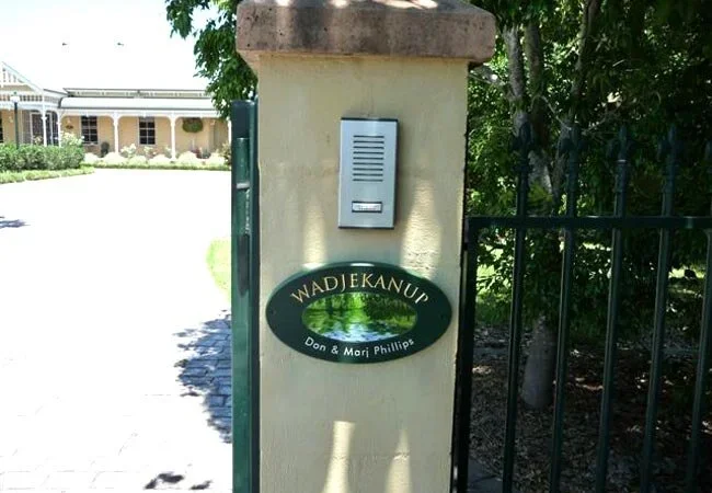 wadjekanup-house-sign.webp