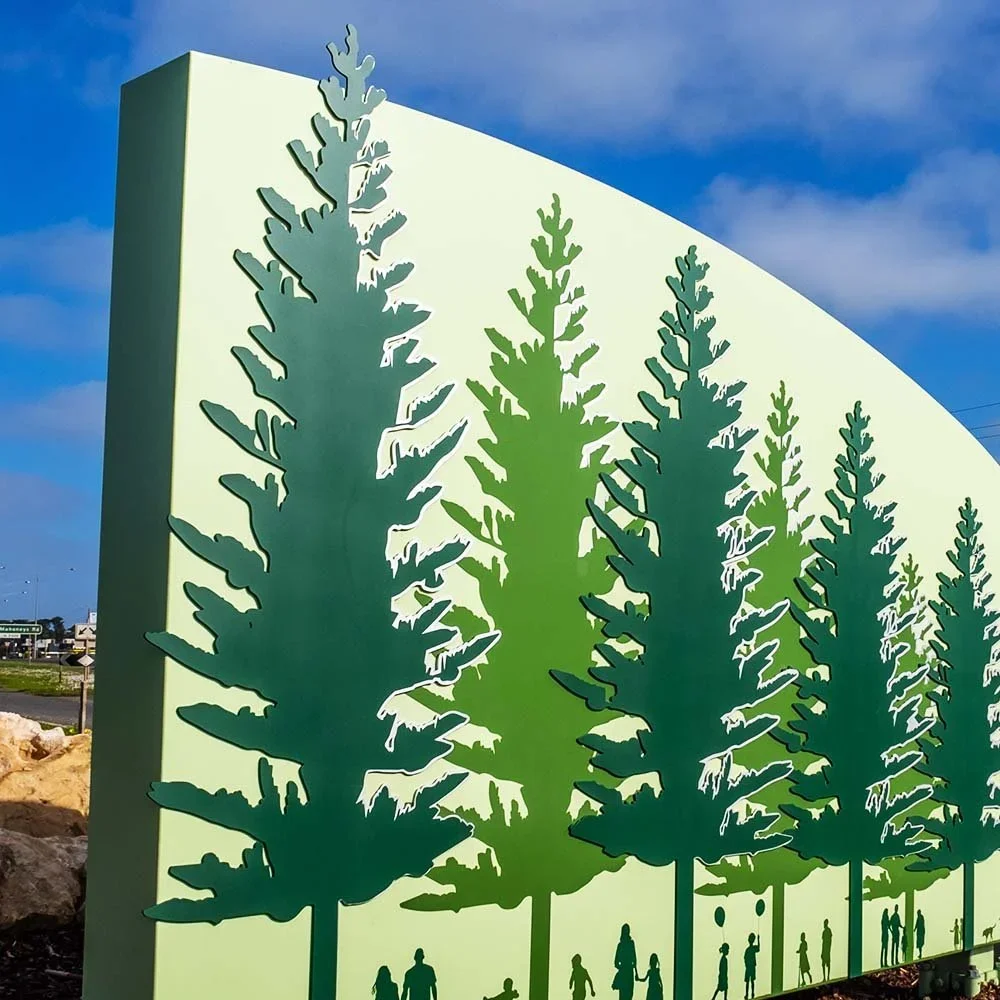 warrnambool-city-council-entry-signage.webp