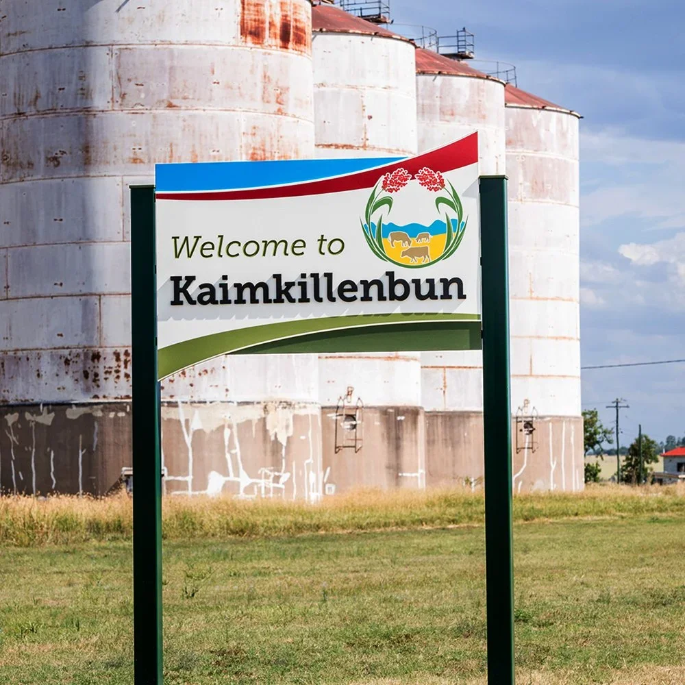 western-downs-regional-council-frangible-pylon-sign.webp