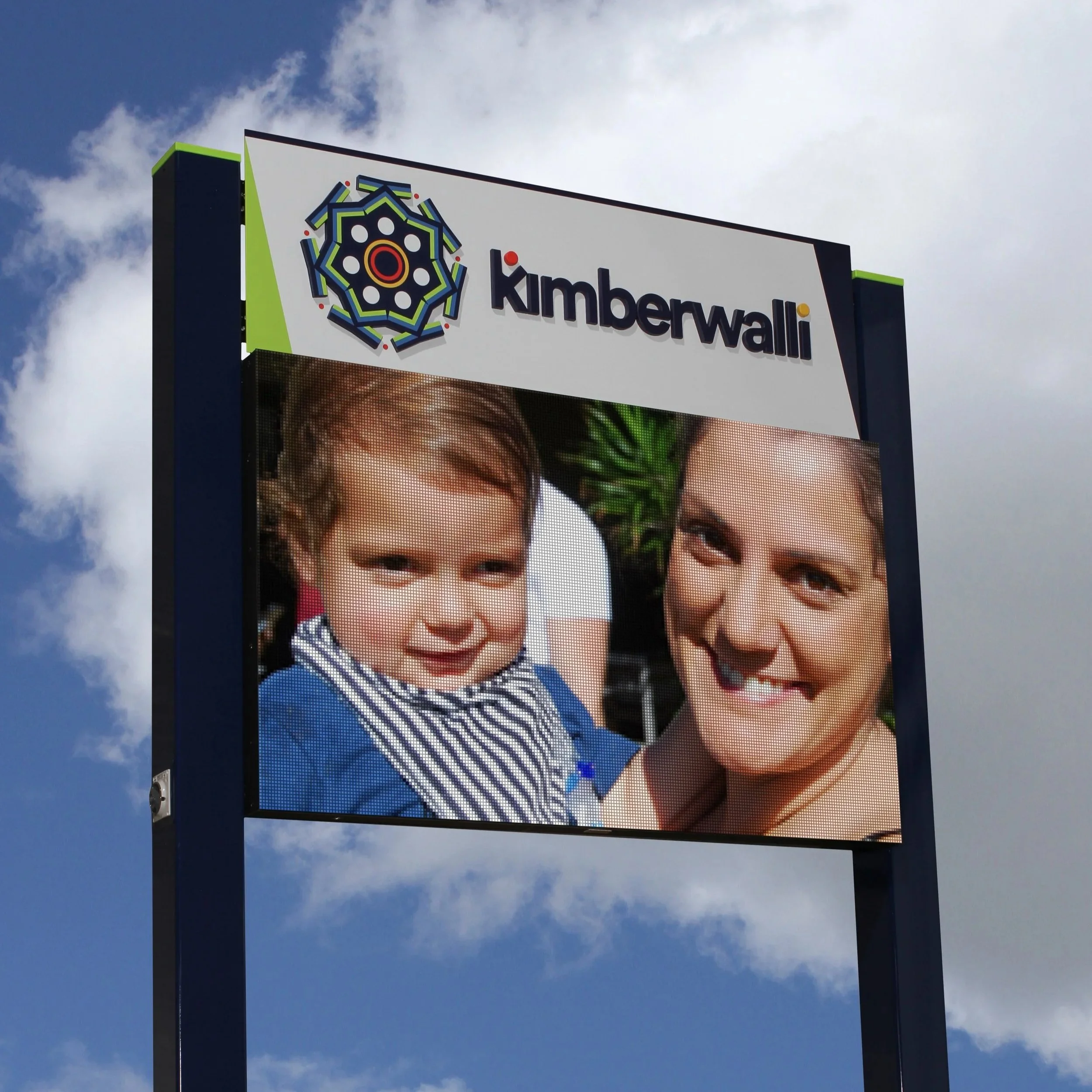 32519-1_Kimberwalli_Centre_LED_Sign_side_A.jpg