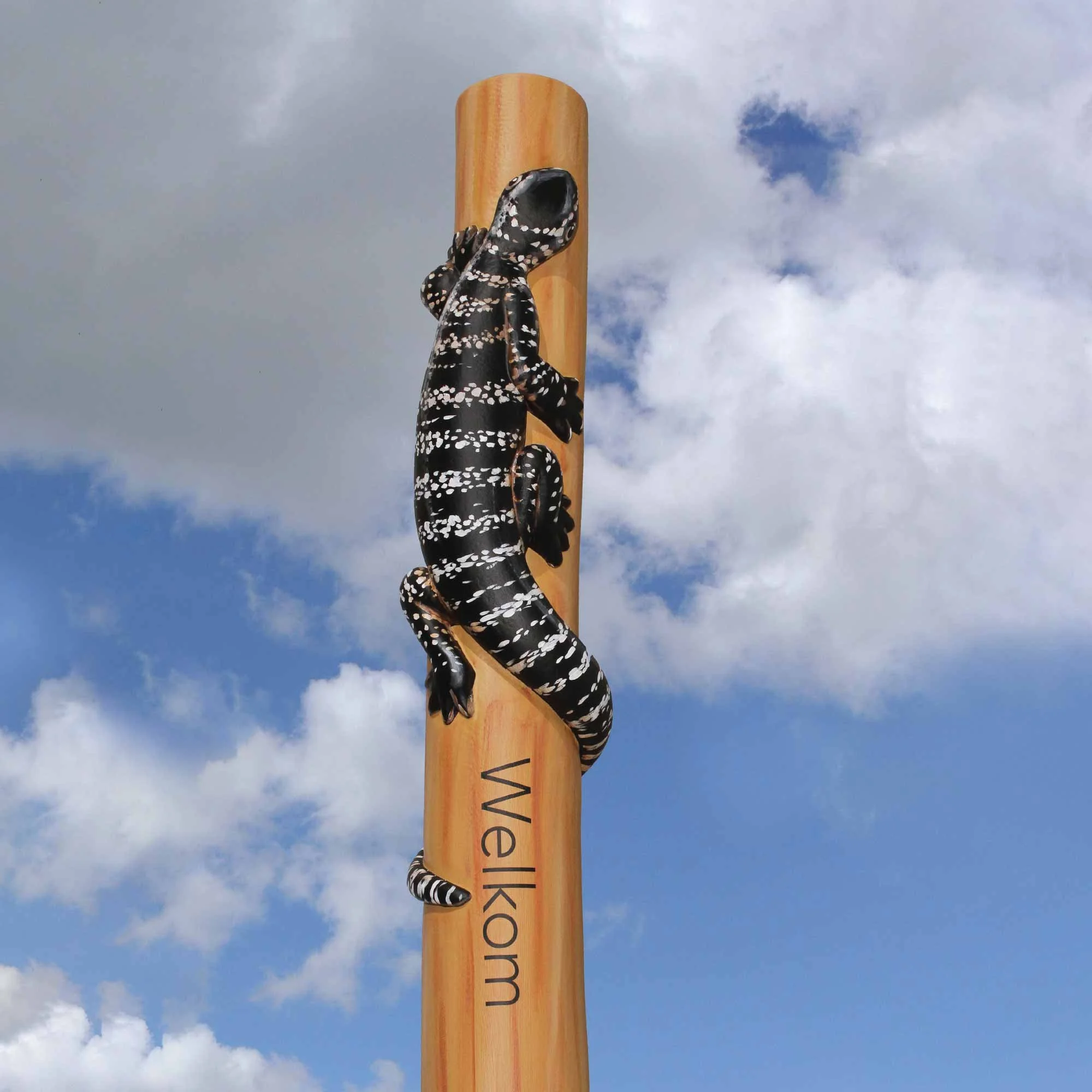 Totems, EPS Goanna-01.jpg