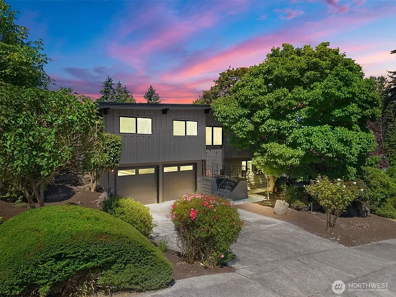 Washington Home Pro recently purchased and transformed this mid-century modern home in Seattle's desirable Magnolia neighborhood. The renovation included a new roof, windows, electrical upgrades, modern flooring, a designer kitchen, and beautifully u