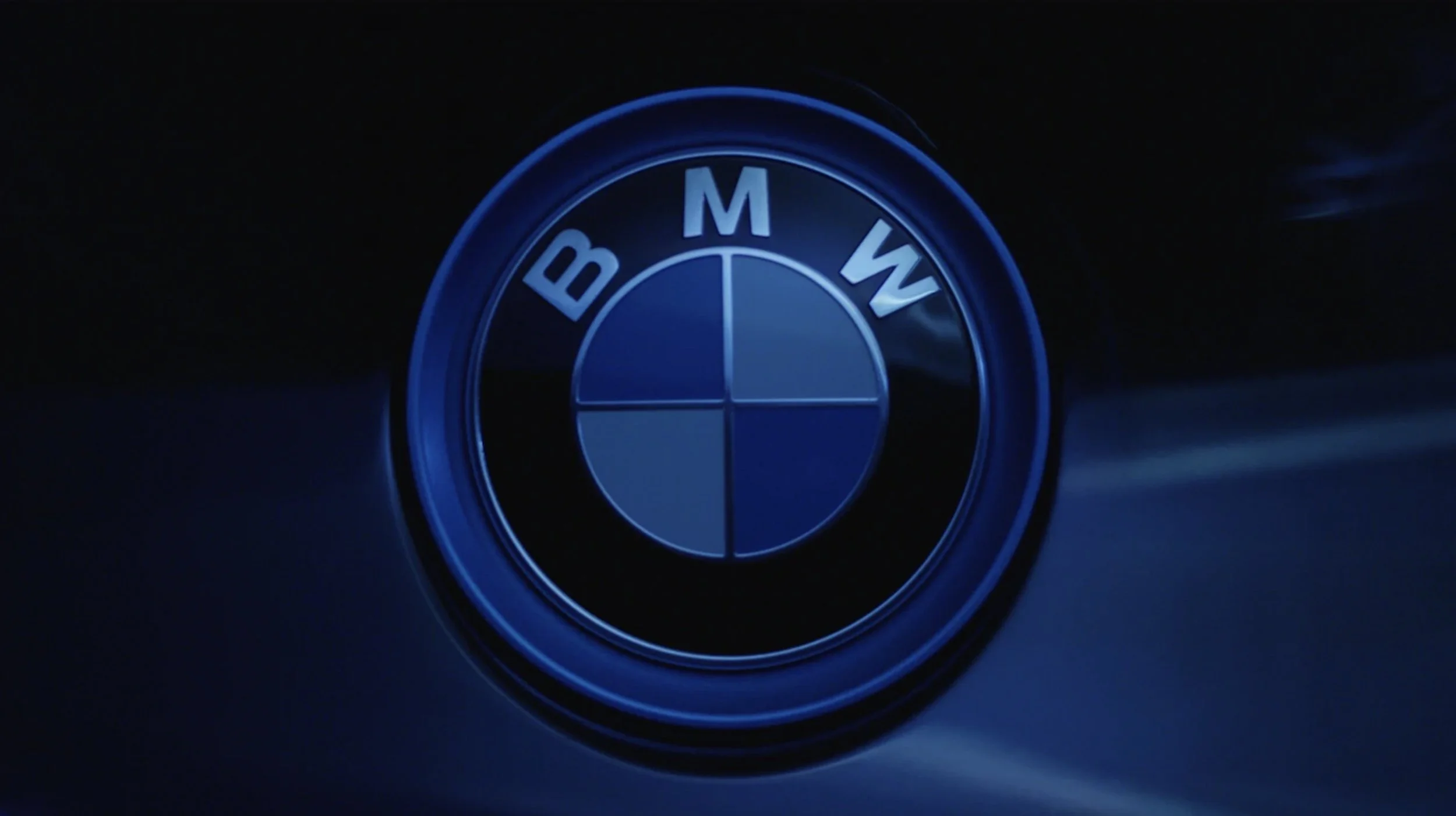 BMW: i8 Illumination