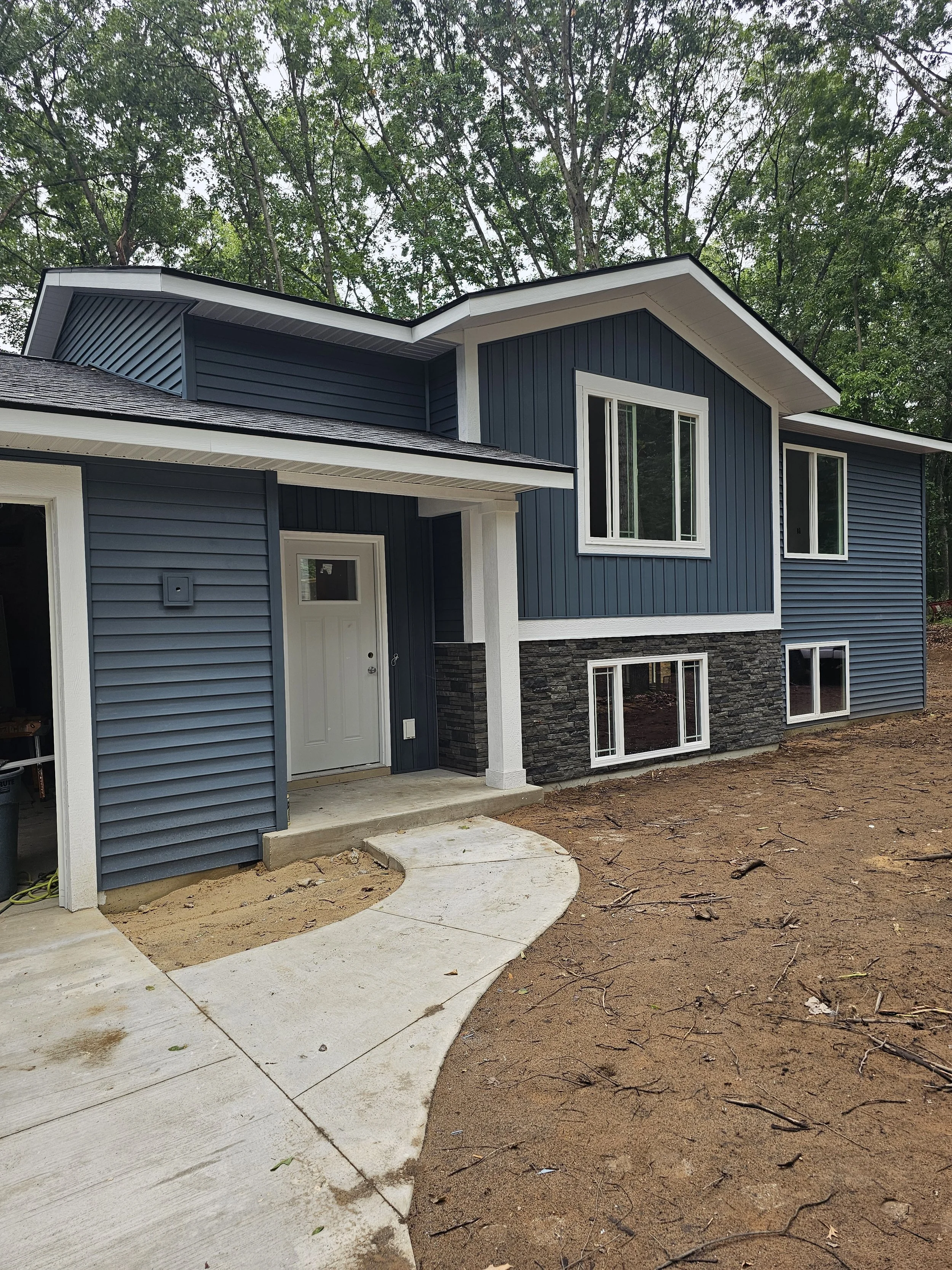 New residential construction designed and built by Oakland construction.