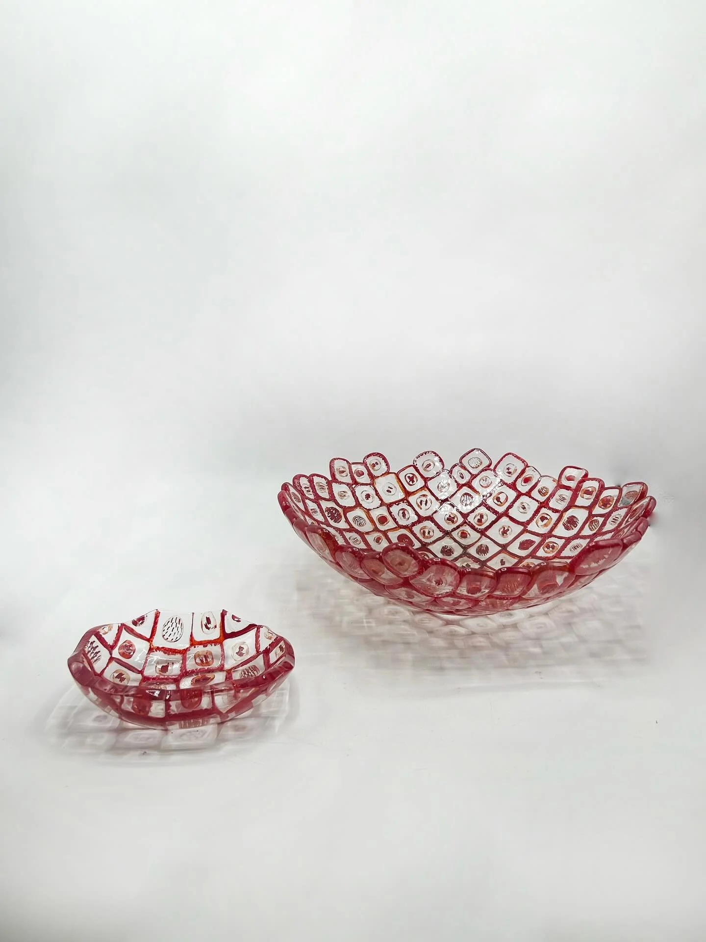 Mitosis
2025
Fused and slumped glass
Large: 14 x 14 x 4 in
Med: 10.5 x 10.5 x 3 in
Small:  7 x 7 x 2 in
*
These glass murrini bowls are based on microscopic images of onion root cells in mitosis, the process of cell division and replication.
*
They&r