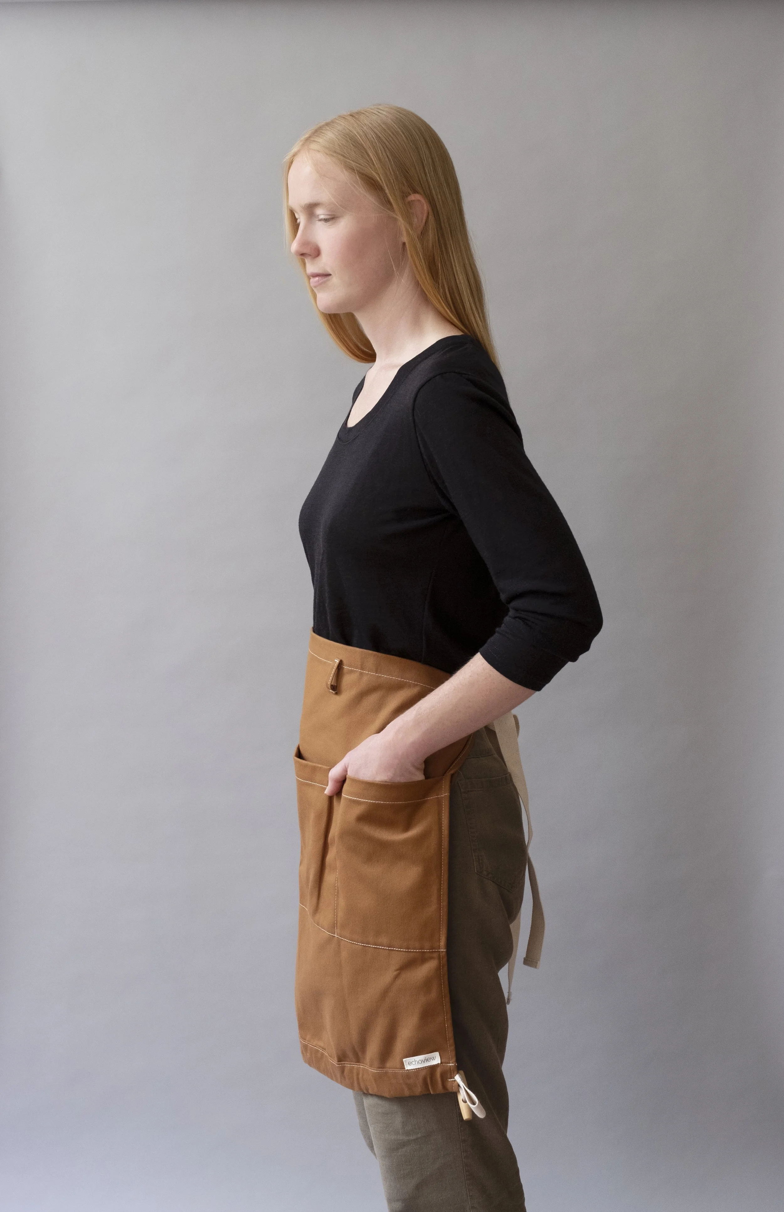 Garden apron model coyote model 7.jpg