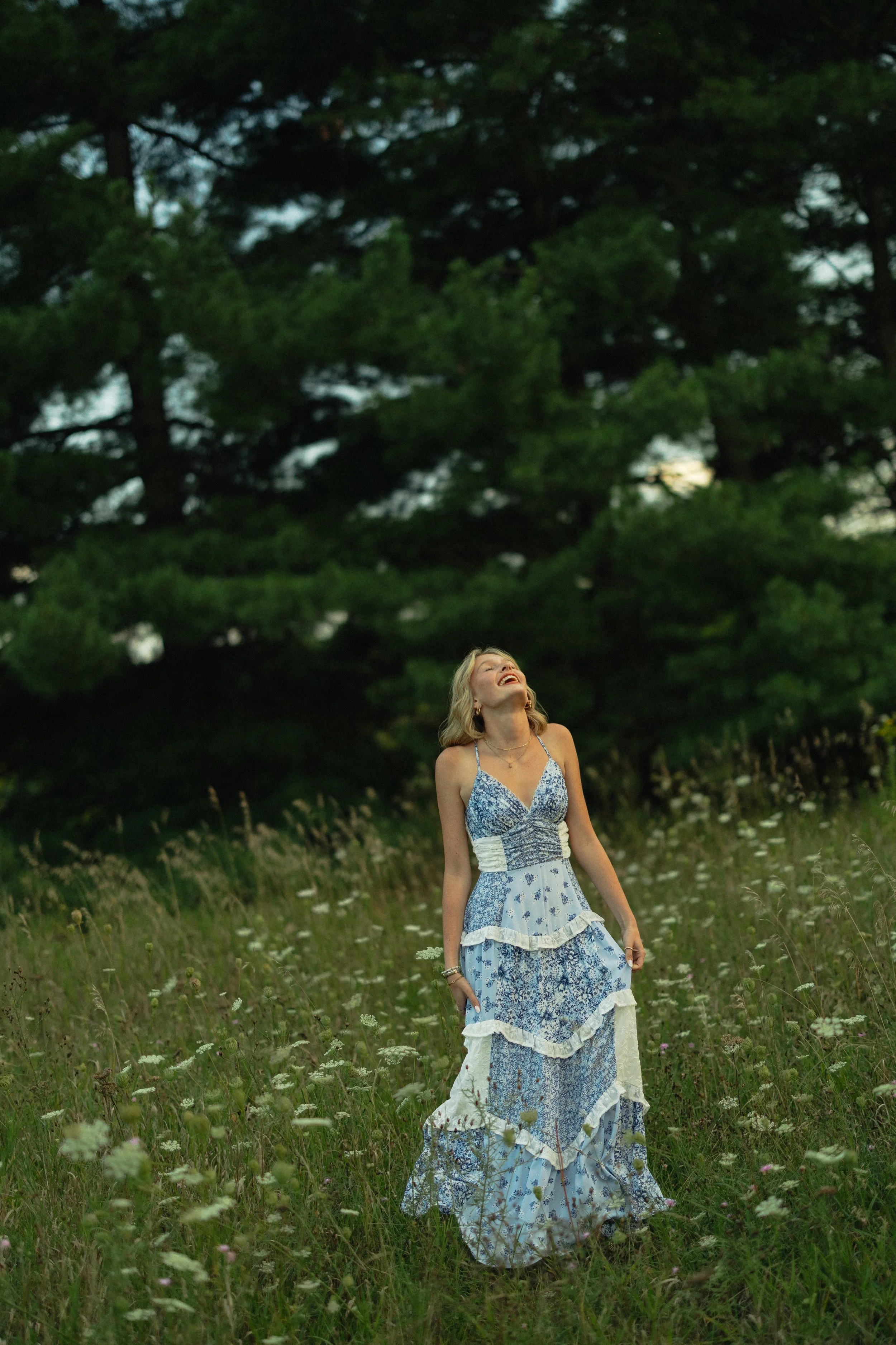 michigan-vintage-dreamy-senior-photographer26-20.jpg