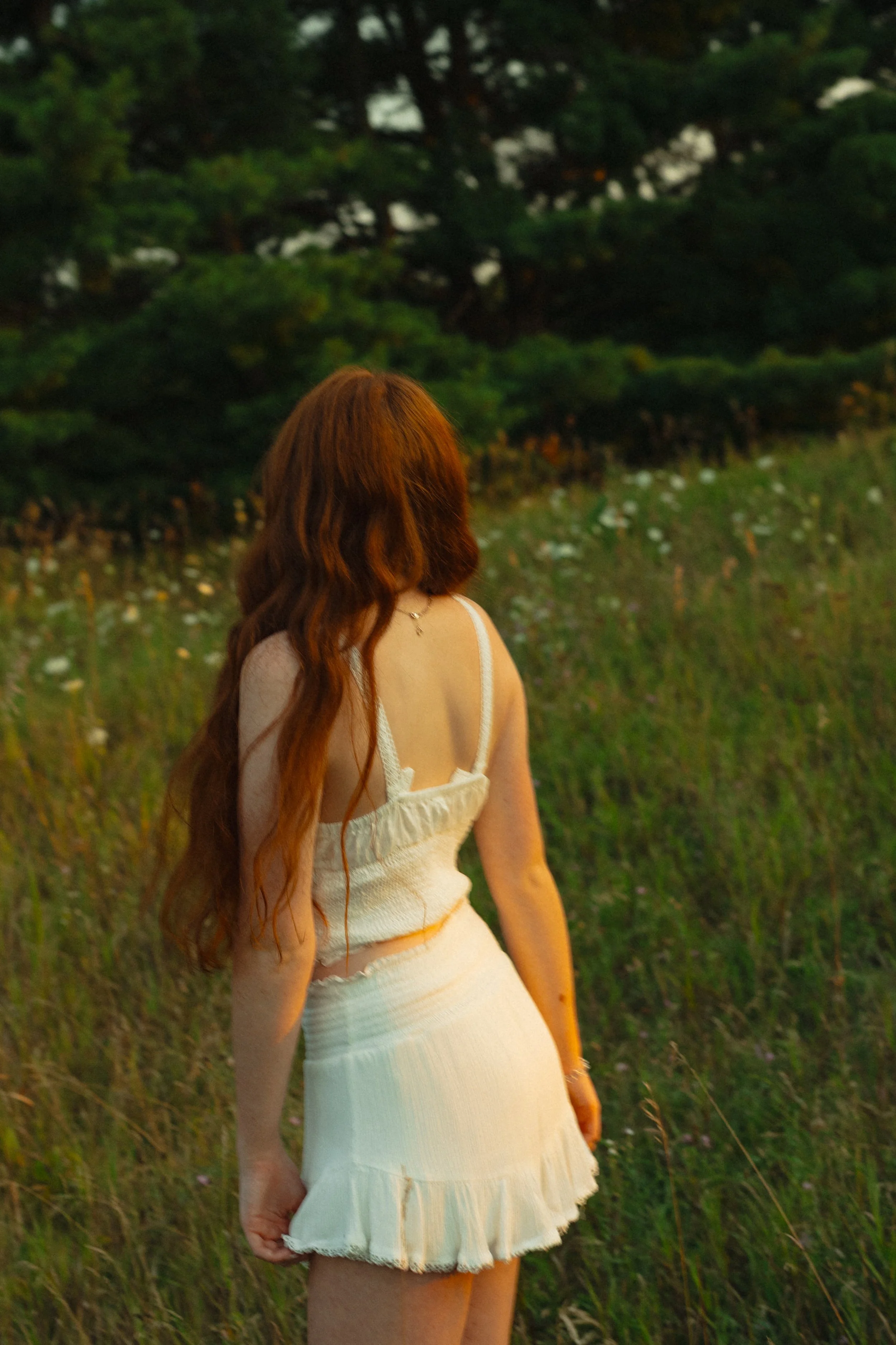 michigan-vintage-dreamy-senior-photographer26-22 3.jpg