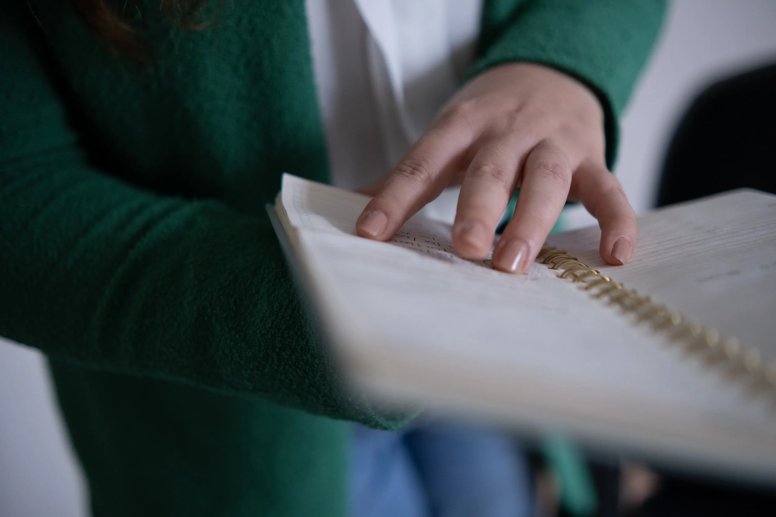 Learn Italian from zero — and start speaking from your very first class.