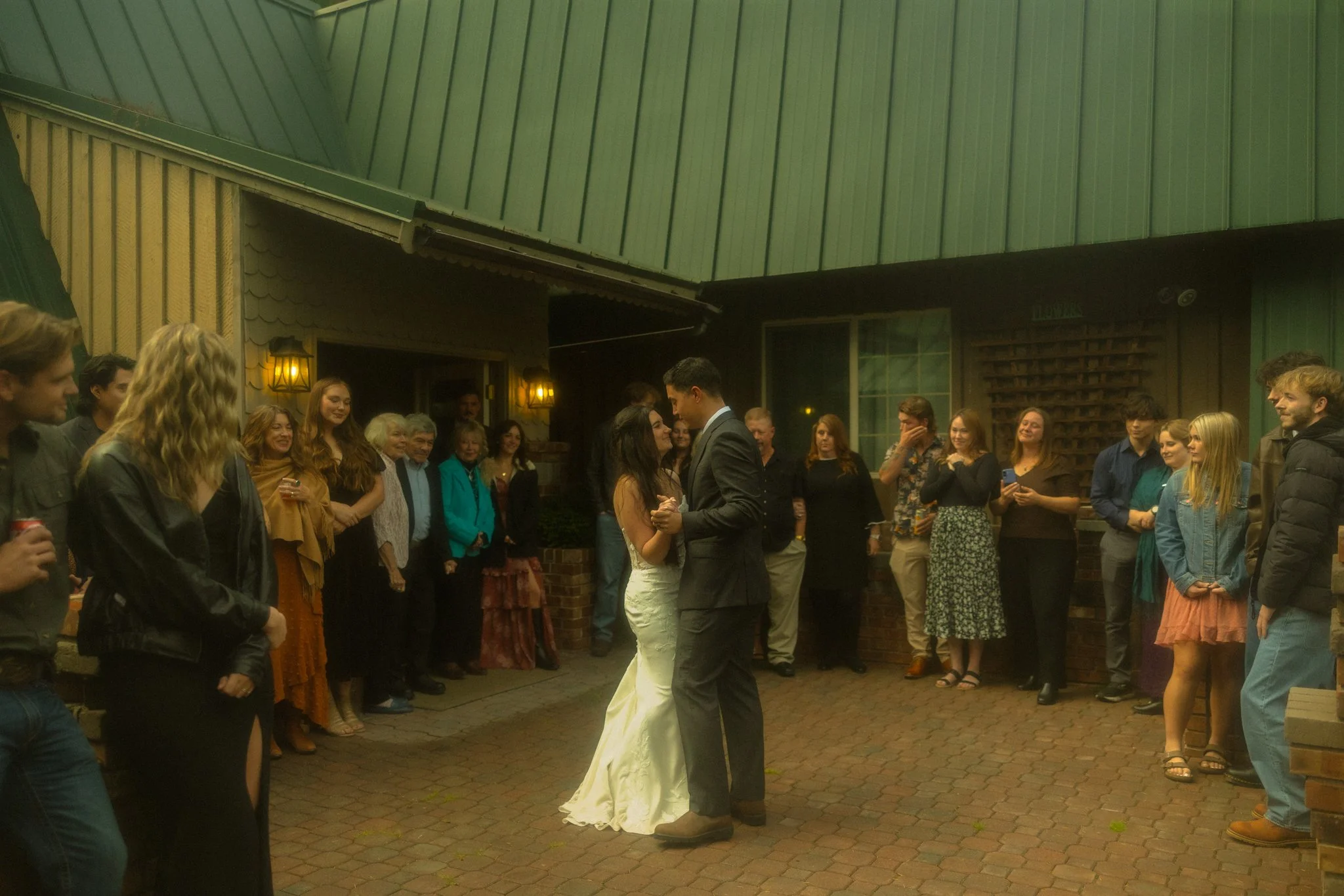 micro wedding near Olympic National Park