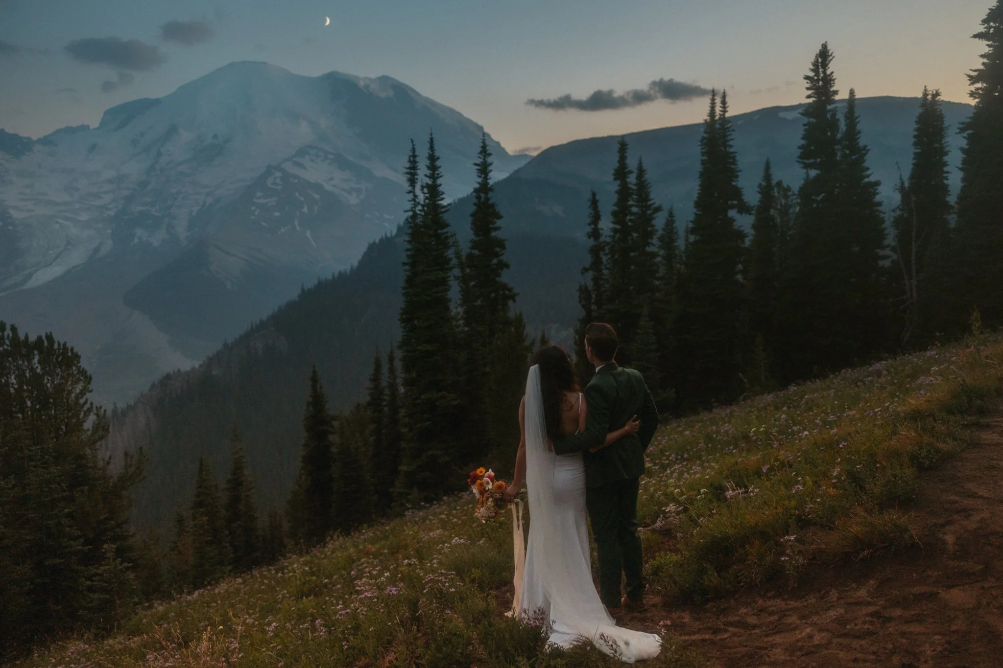 a couple getting married in Mt Rainier National Park