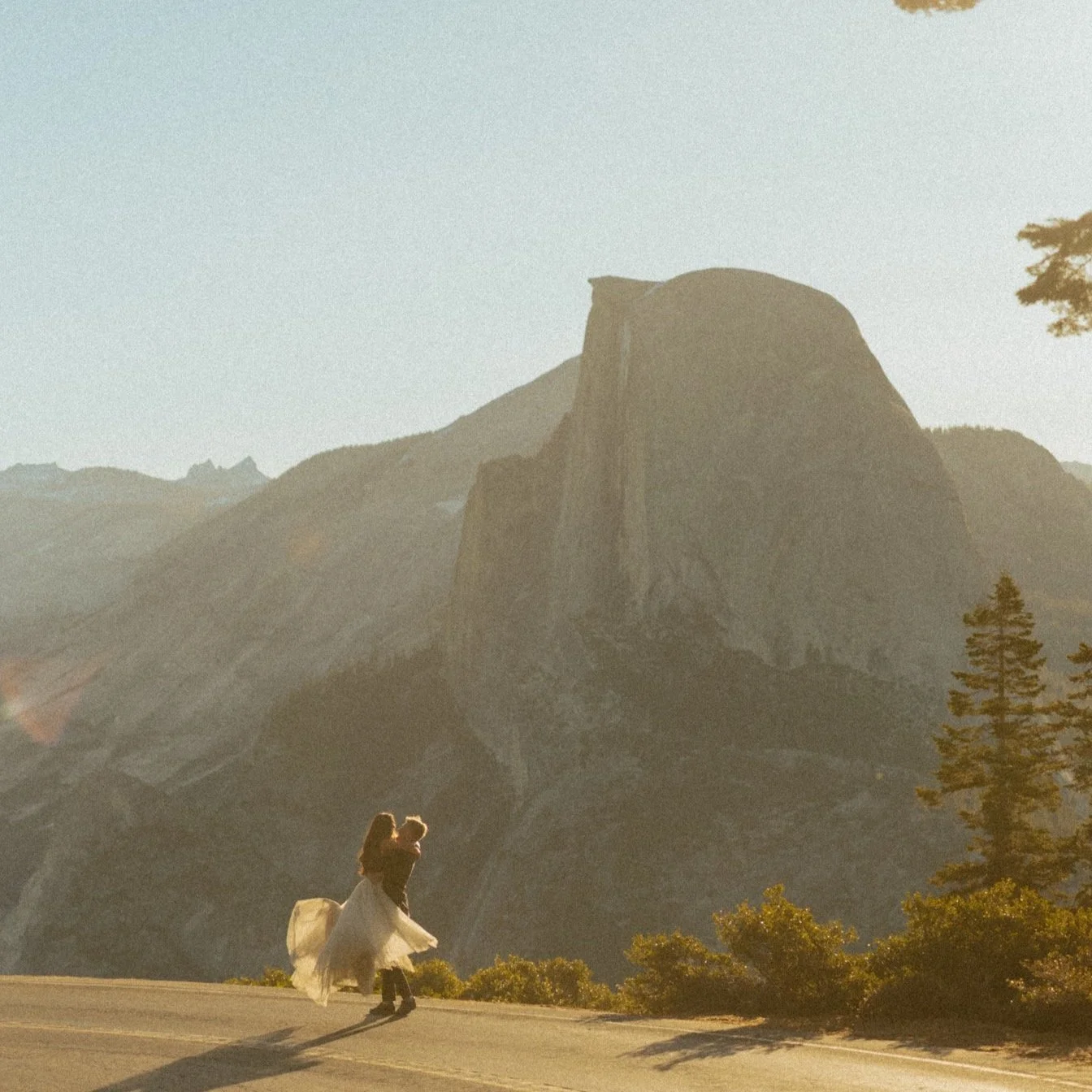 couple eloping at Glacier Point in Yosemite National Park
