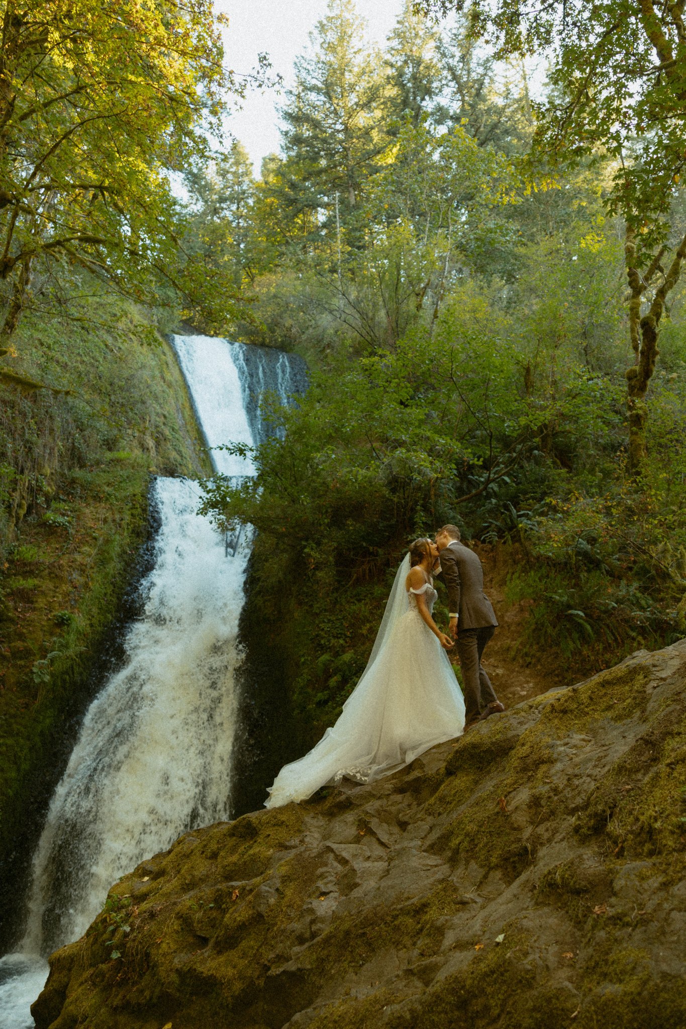 Oregon Waterfall Elopement | Chandler + Michael