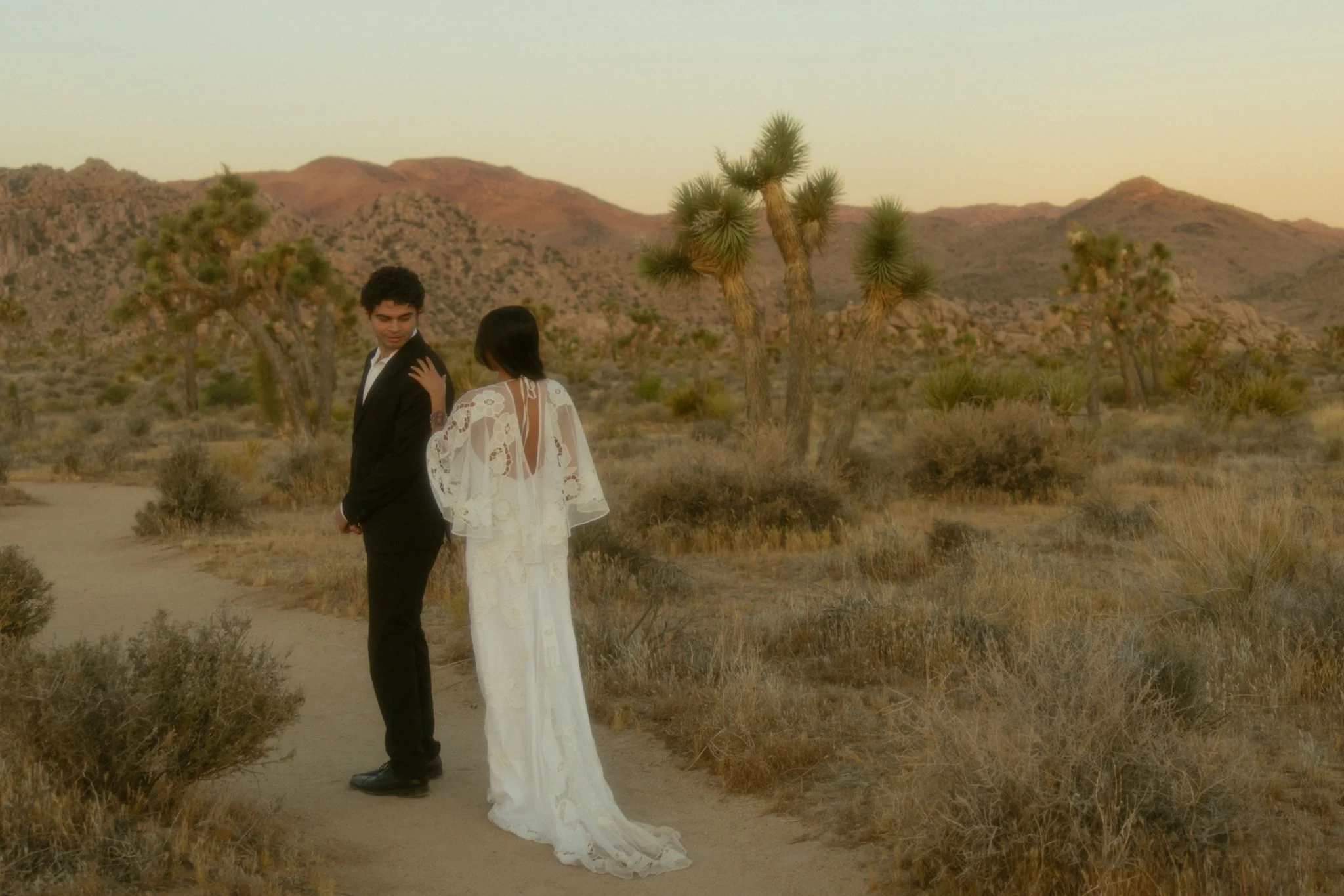 Eva-Isaac-Joshua-Tree-Elopement-5.jpg
