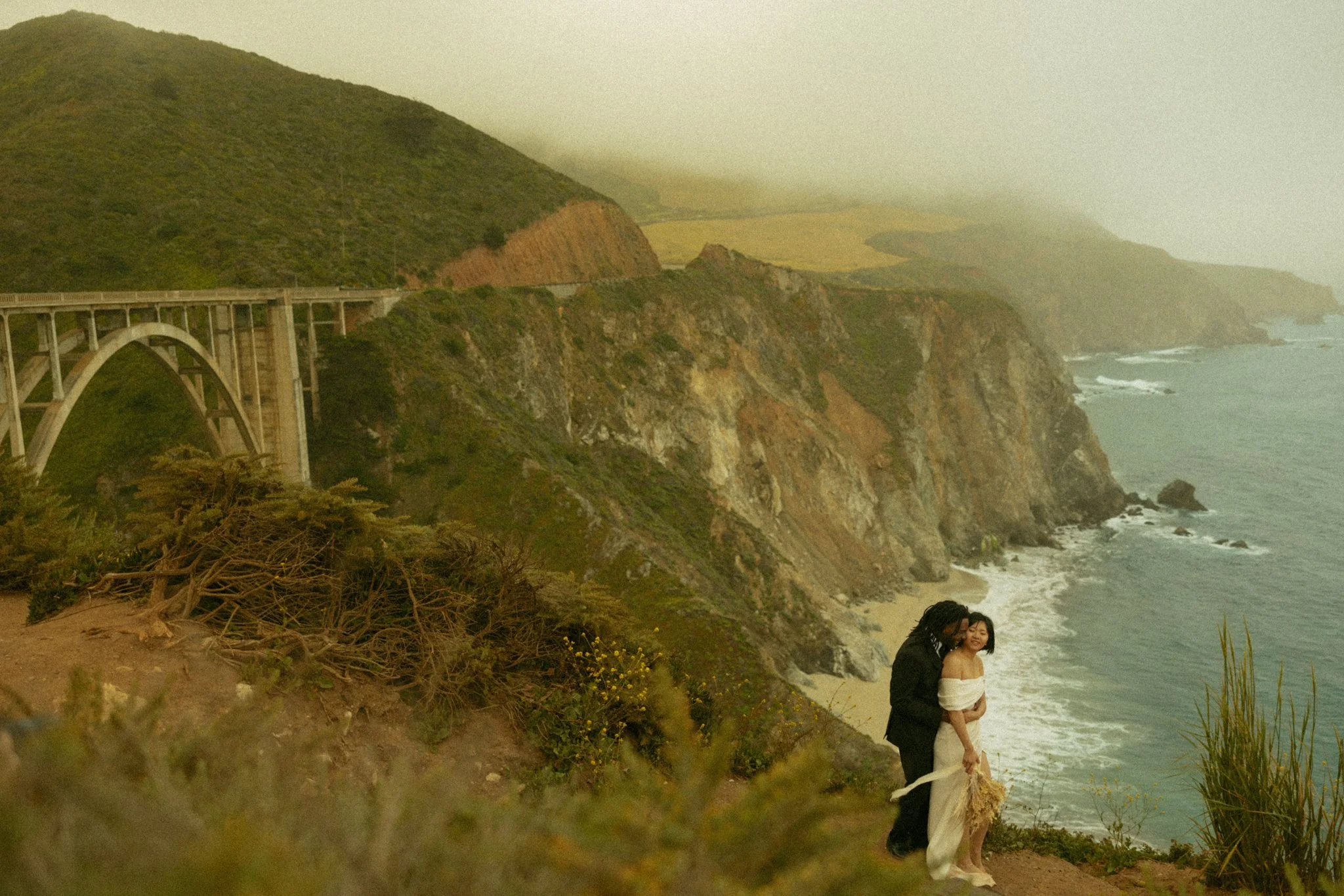 elopement couple on the coast of Big Sur
