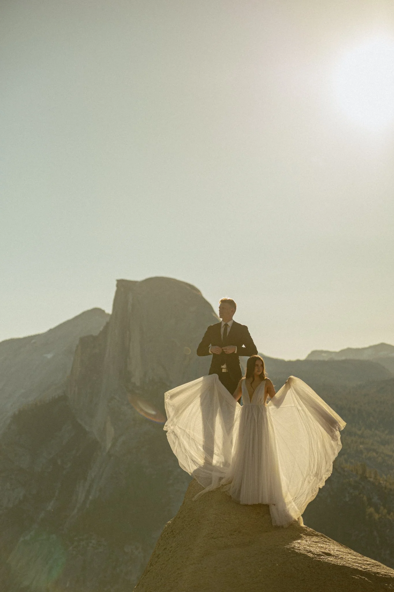 couple getting married in California's Yosemite National Park