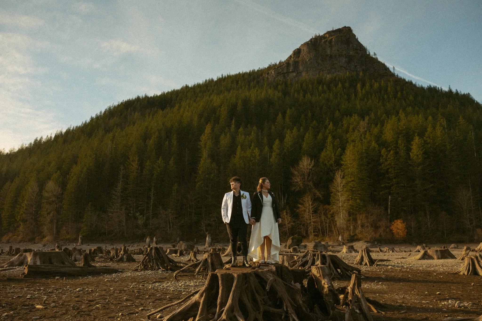 LBGTQ couple getting married in the Washington mountains