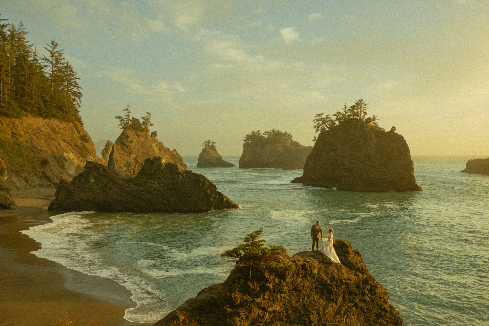 couple eloping along the Samuel H Boardman scenic corridor