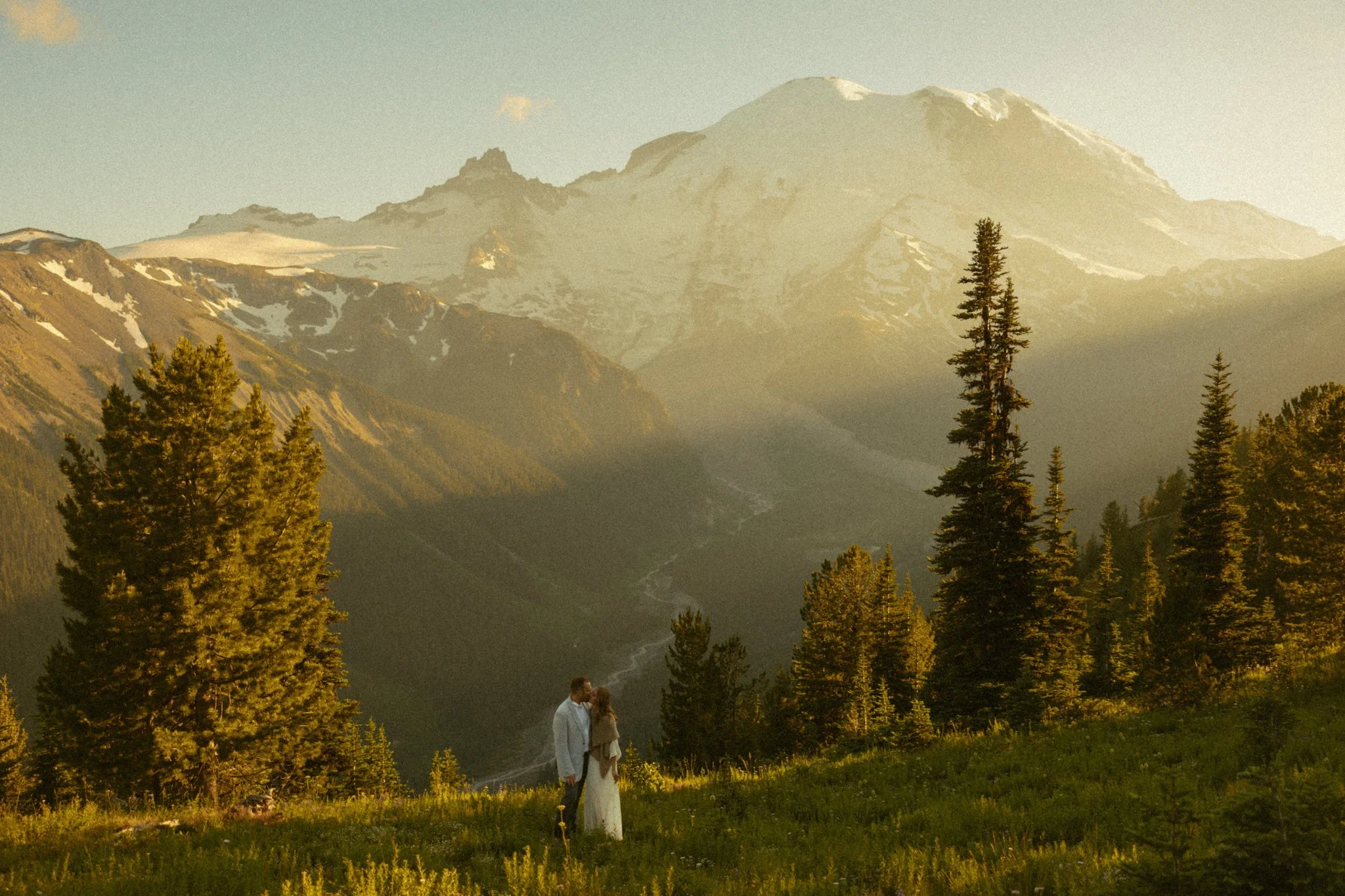 couple eloping in Washington's Mt Rainier National Park