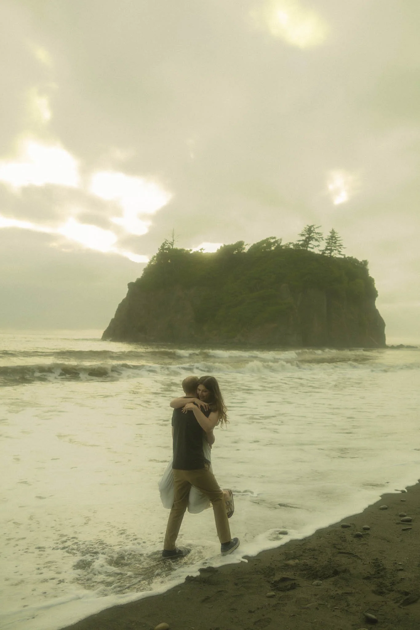 Olympic-National-Park-Elopement.jpg