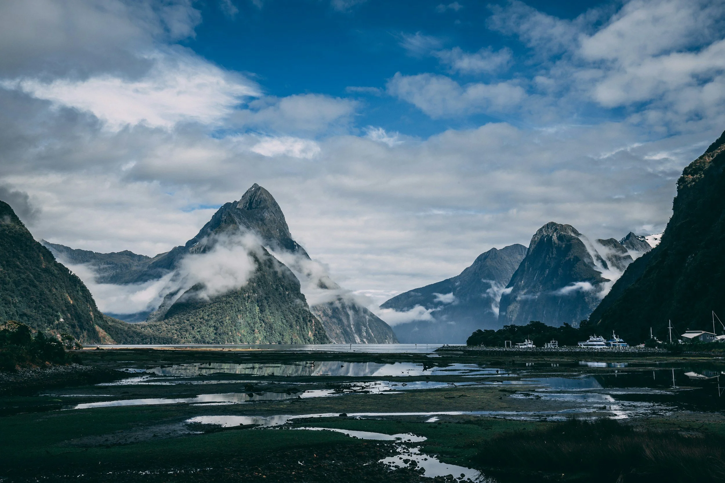 a landscape photo of the Milford Sound in New Zealand