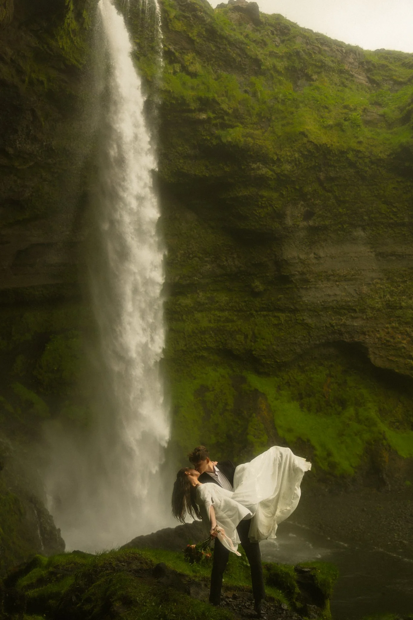 Madison + Gabriel’s Iceland Elopement: A Midnight Sun Adventure Along the South Coast
