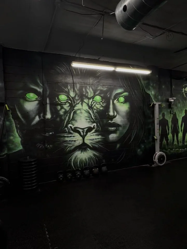 Had an awesome time transforming some of the empty walls at Garage Gym Kingsville this long weekend.

What a fun project to bring to life. Huge thank you to Tony and Danielle @thegaragegym_ for trusting me with your space &mdash; it was truly a pleas
