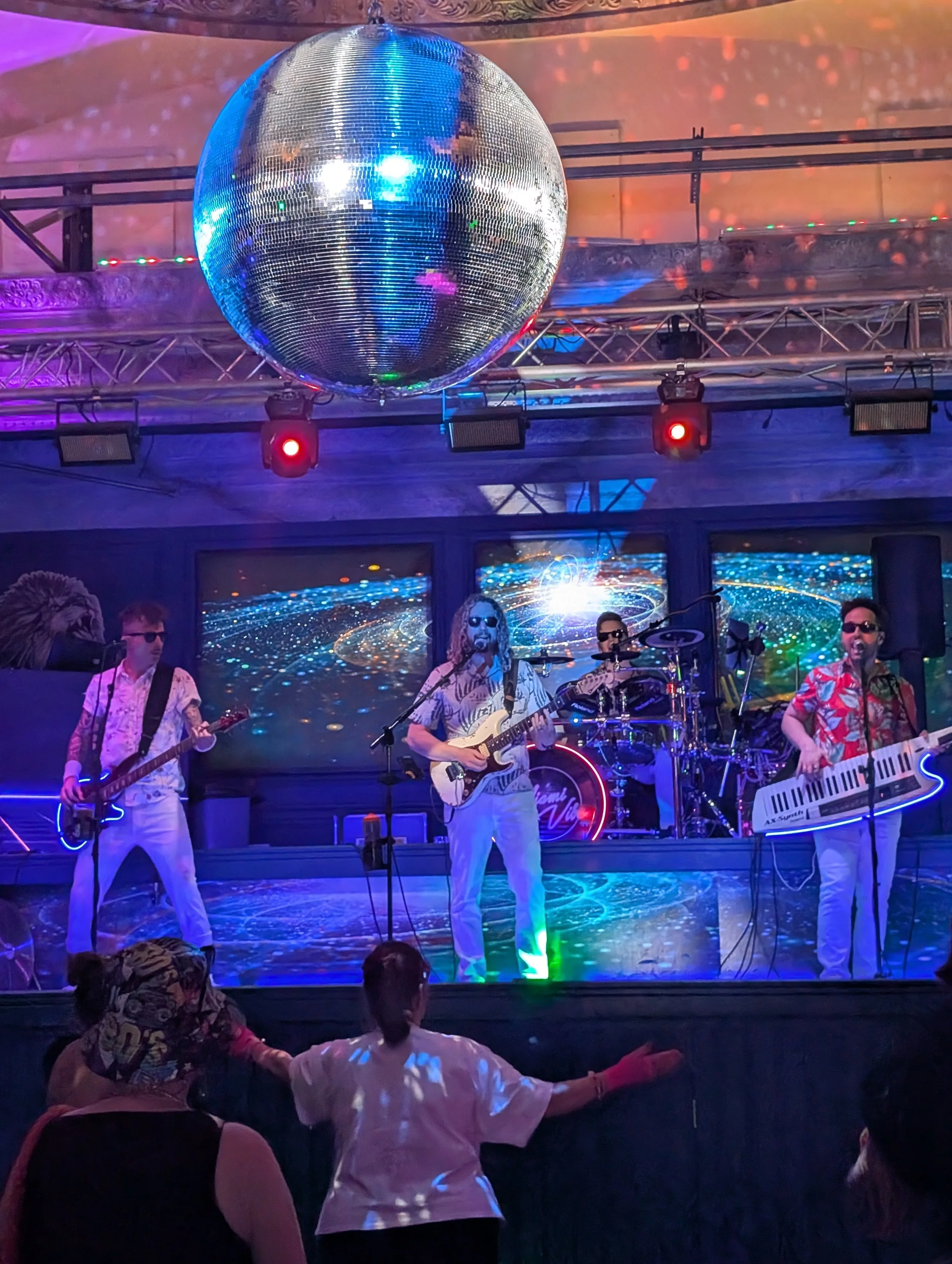 Tropicana 80s