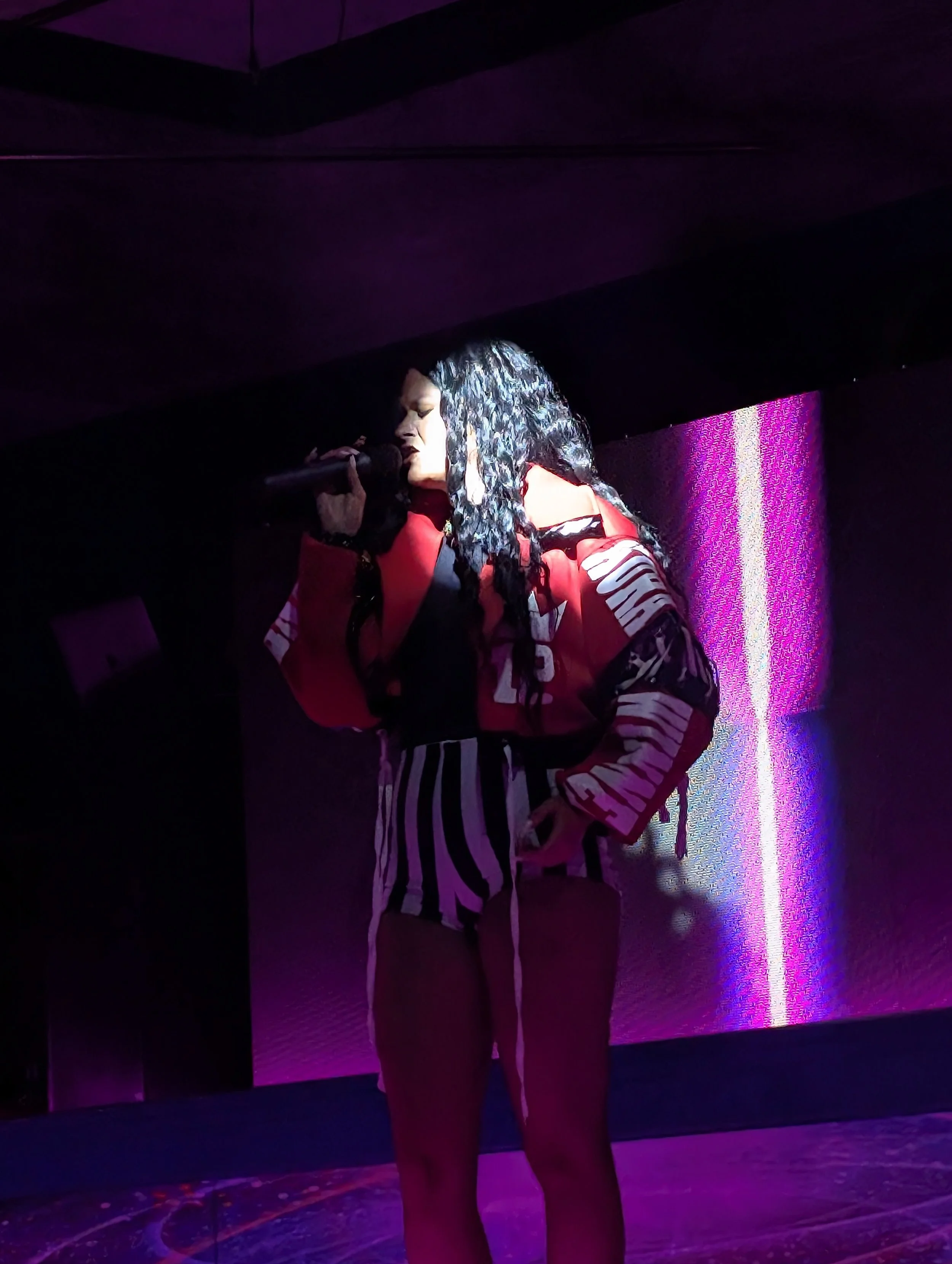 Nicola T- a Rihanna tribute