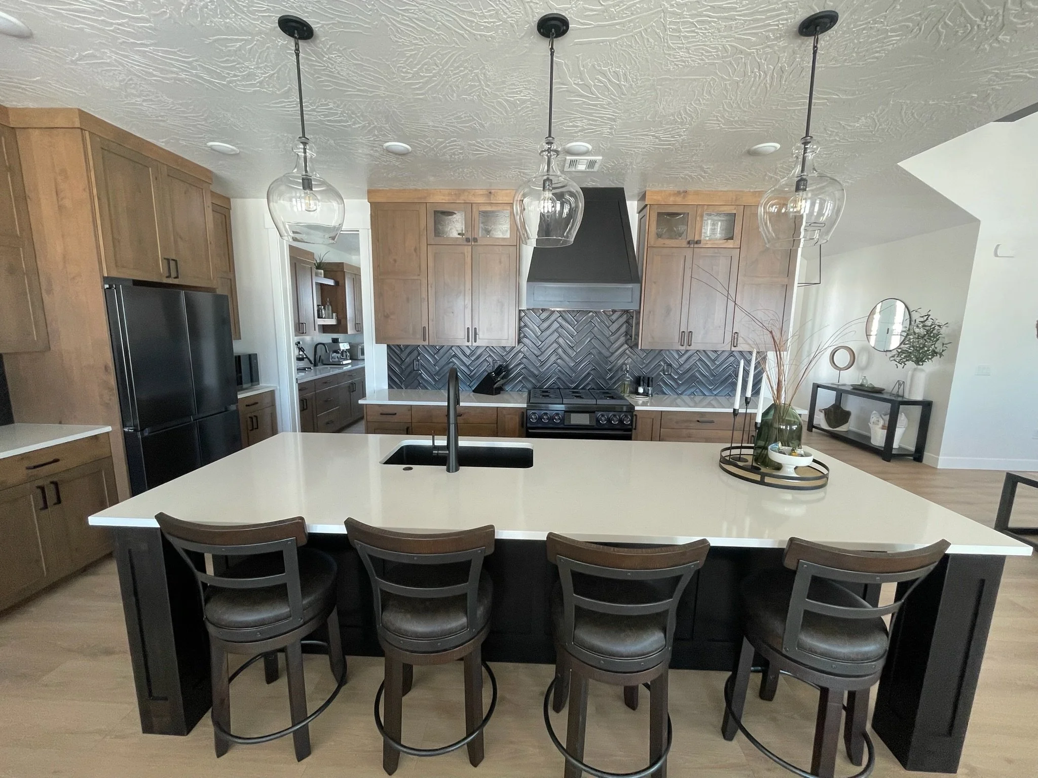 Main Kitchen (3).jpg