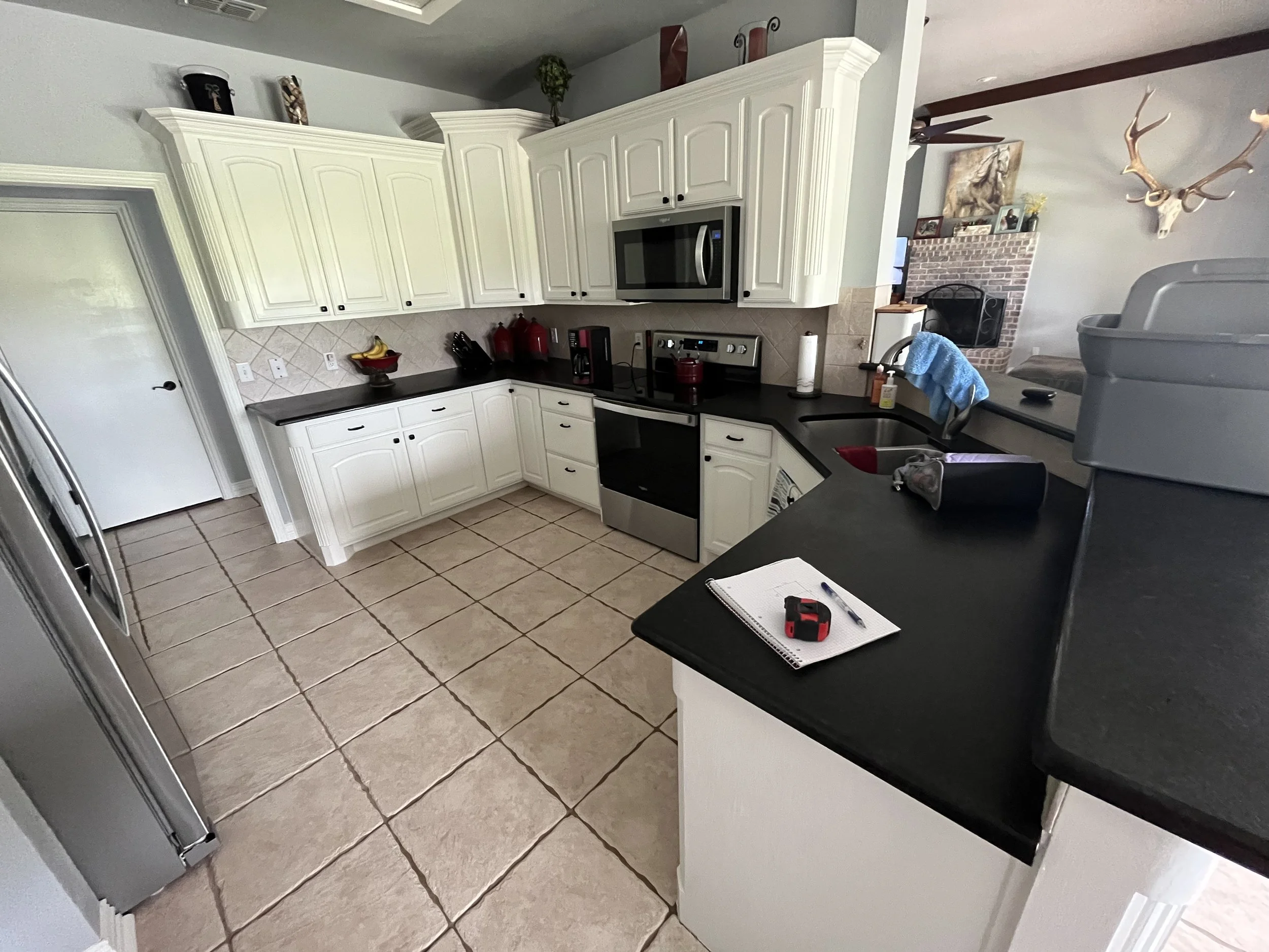 Kitchen before remodel