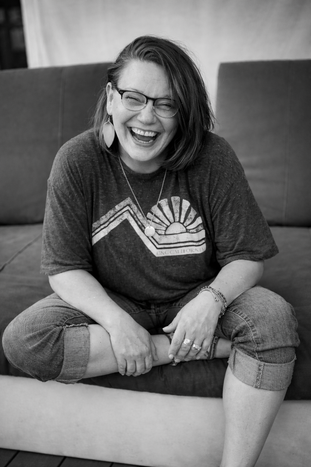 "Unrestrained"
She laughs without holding anything back, fully inside the moment. Nothing is measured—this is exactly as it is.