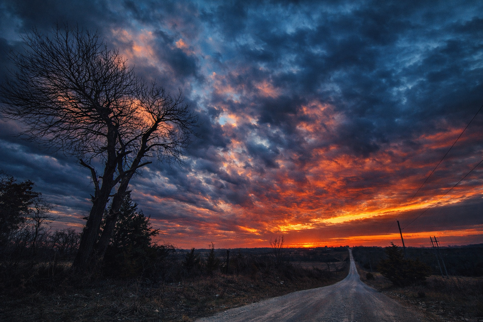 "Burning Out"
The sky deepens as the last color gathers and fades. The end doesn’t arrive—it unfolds.