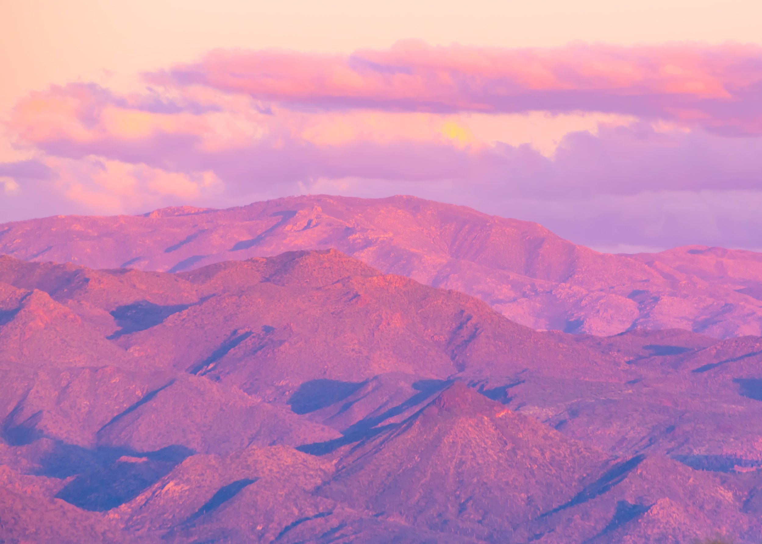 "Shifted Tone"
Color changes across the ridges as they rise, reshaped by distance and light. What’s higher is never seen the same.