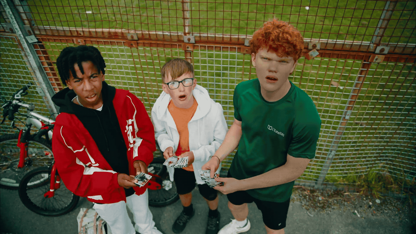 Topps X Premier League_Hero_Vers 16_ONLINE_230925_16x9 (4).gif