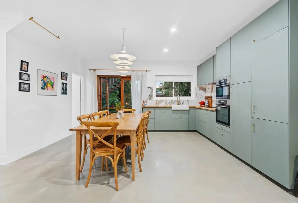 55_Yamboyna_Kitchen_Down_2.jpg