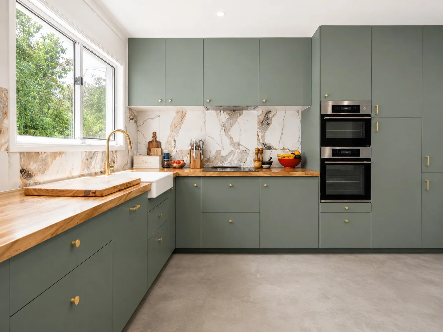 Kitchen_Downstairs.jpg