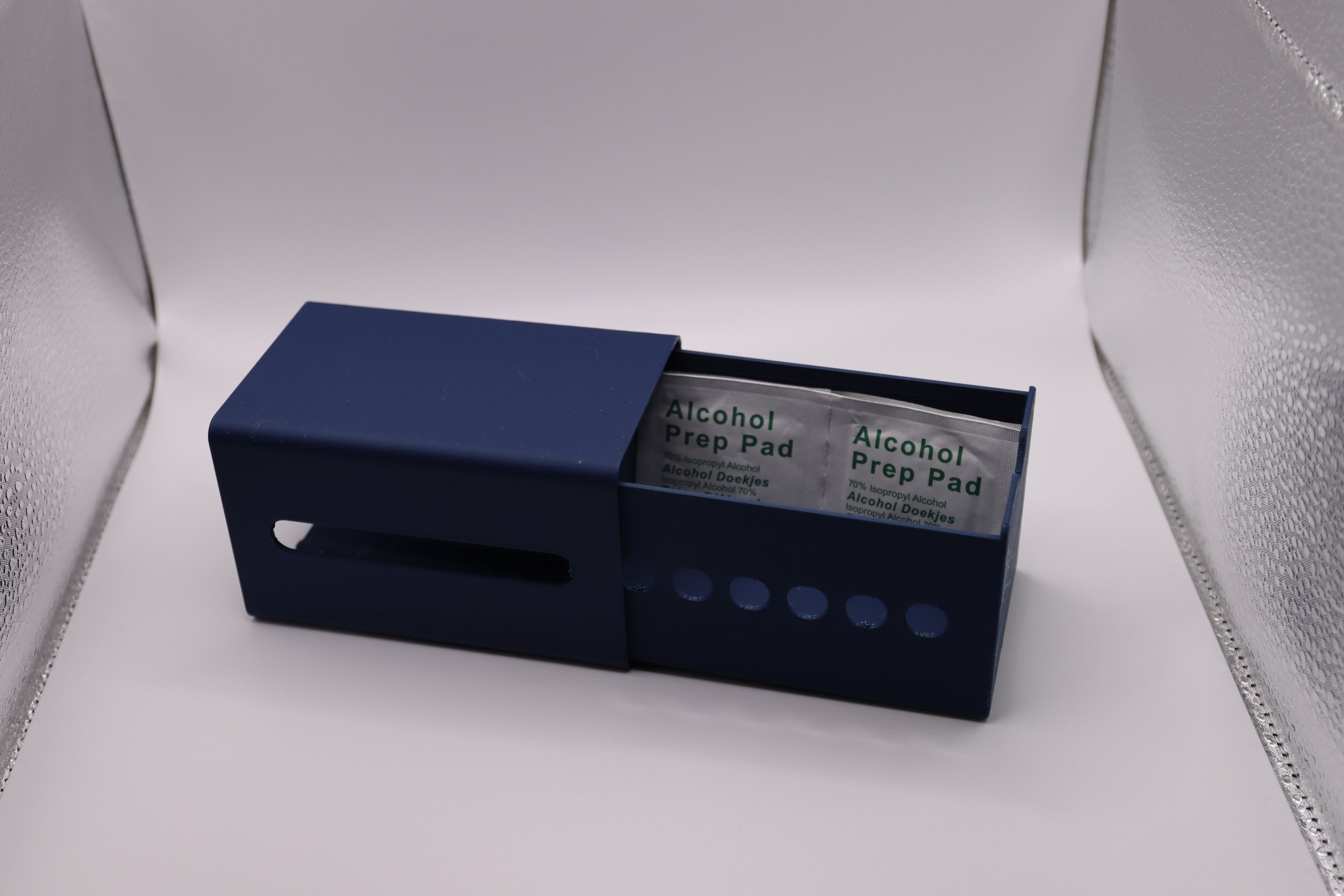 AlcoholBox_Blue_1.JPG